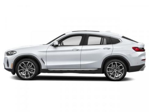 Used 2023 BMW X4 xDrive30i w/ M Sport Package image 3