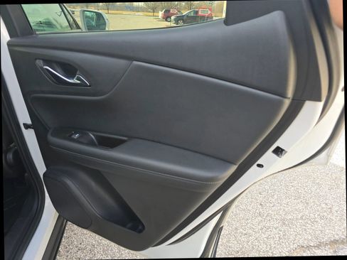 Used 2020 Chevrolet Blazer LT image 18