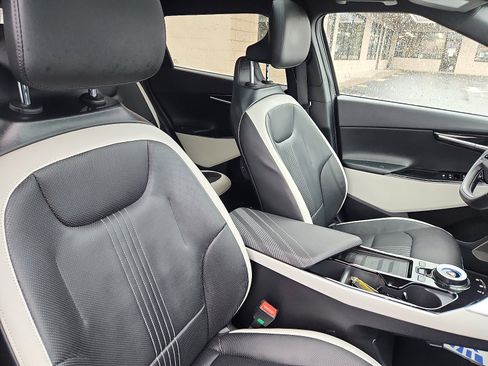 Used 2022 Kia EV6 GT-Line image 34