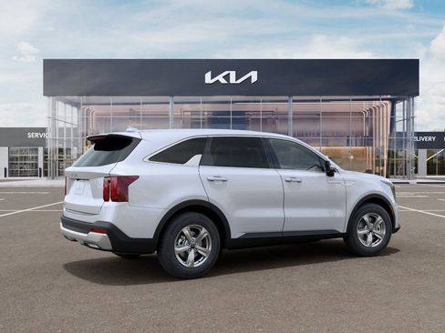New 2026 Kia Sorento LX FWD image 6