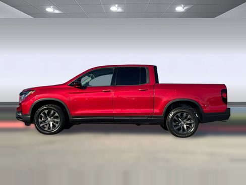 Used 2023 Honda Ridgeline Sport image 2