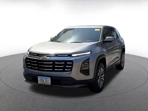 Used 2025 Chevrolet Equinox LT image 6