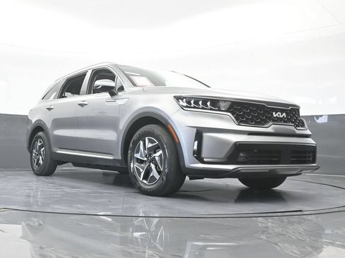 Used 2023 Kia Sorento EX w/ Panoramic Sunroof Package FWD image 69