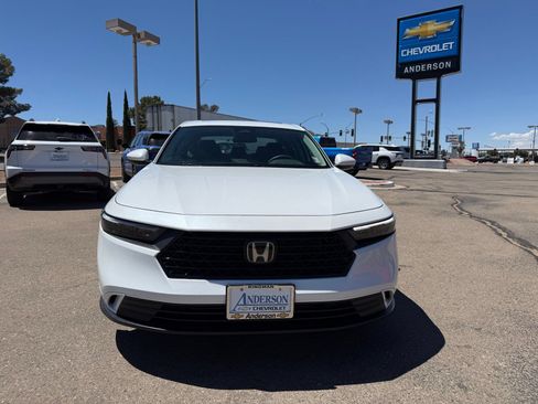 Used 2024 Honda Accord EX image 2