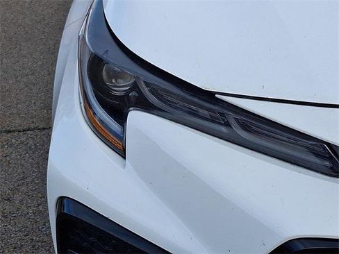 Certified 2022 Toyota Corolla SE image 9