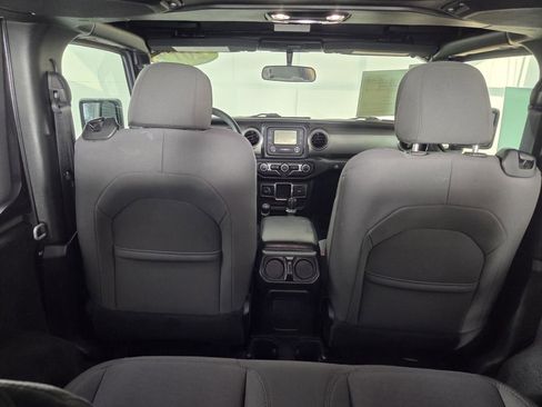 Certified 2019 Jeep Wrangler Sport AWD/4WD image 28