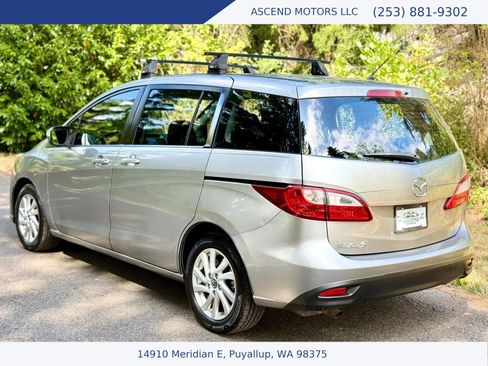 Used 2013 MAZDA MAZDA5 Sport FWD image 3
