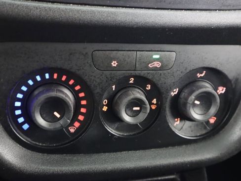 Used 2022 RAM ProMaster City Wagon image 16