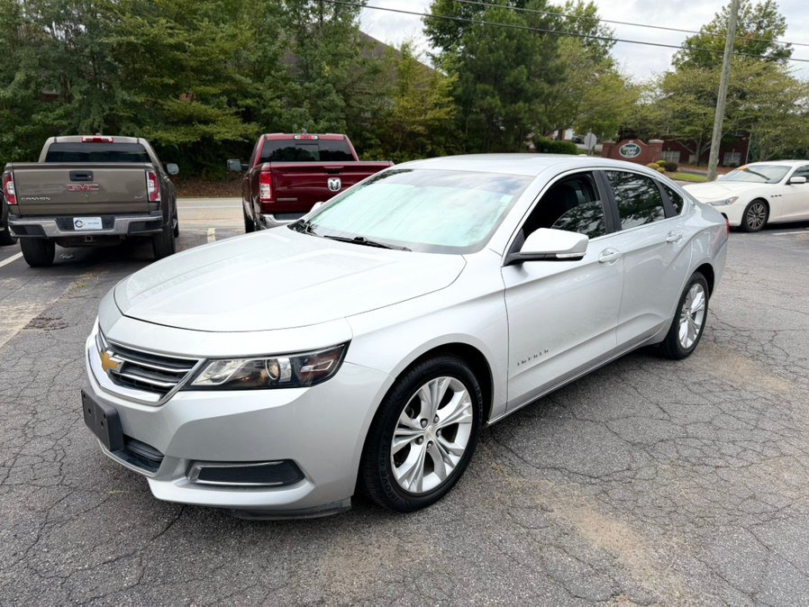 Used 2015 Chevrolet Impala LT Eco w/ Navigation Package w/ Convenience Package FWD image 3