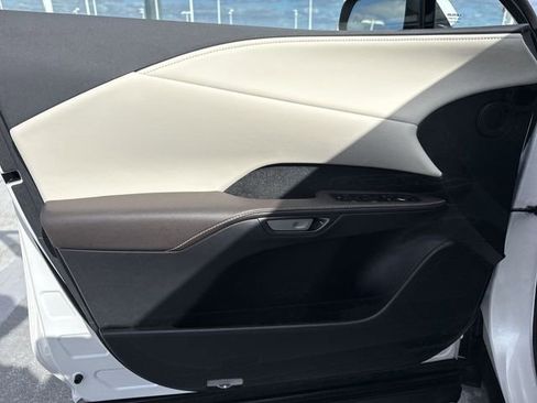 Used 2024 Lexus RX 350 FWD w/ Technology Package image 13