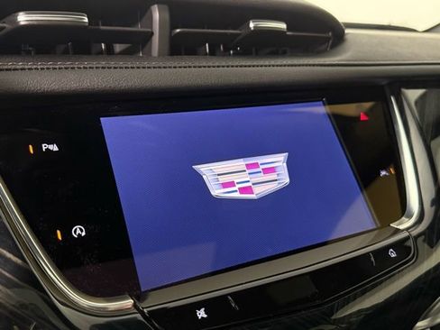 Used 2024 Cadillac XT6 Premium Luxury image 18