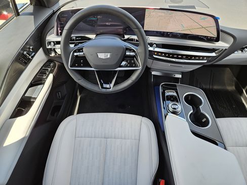 New 2025 Cadillac Lyriq Sport image 15