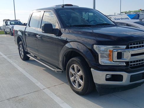 Used 2020 Ford F150 XLT w/ Equipment Group 302A Luxury RWD image 3
