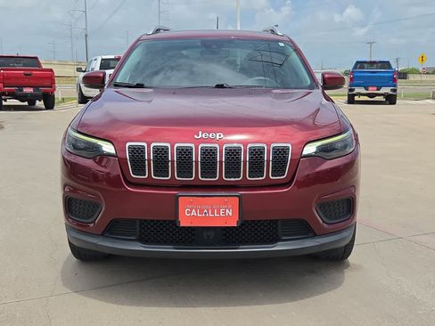 Used 2021 Jeep Cherokee Latitude AWD/4WD image 14