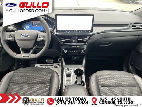 Certified 2023 Ford Escape ST-Line Select AWD/4WD image 11