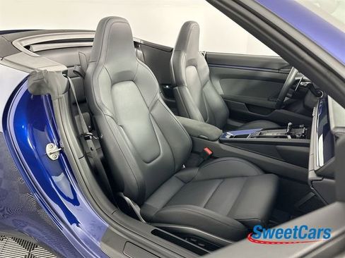 Used 2024 Porsche 911 Carrera GTS w/ Premium Package image 20