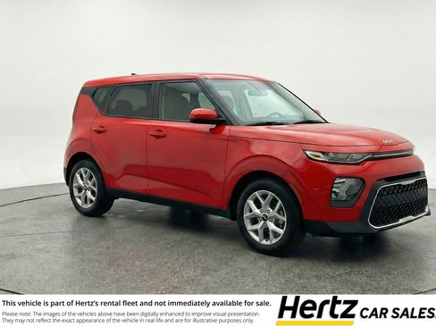 Used 2025 Kia Soul LX w/ LX Technology Package image 1