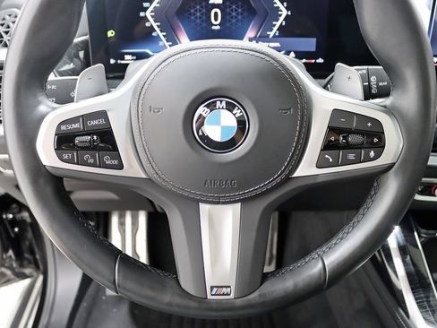 Used 2023 BMW X7 xDrive40i w/ M Sport Package AWD/4WD image 15