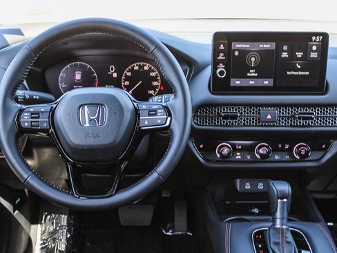 Certified 2026 Honda HR-V Sport image 15