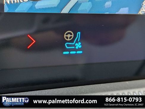 Used 2025 Ford Explorer Platinum w/ Ultimate Package AWD/4WD image 24