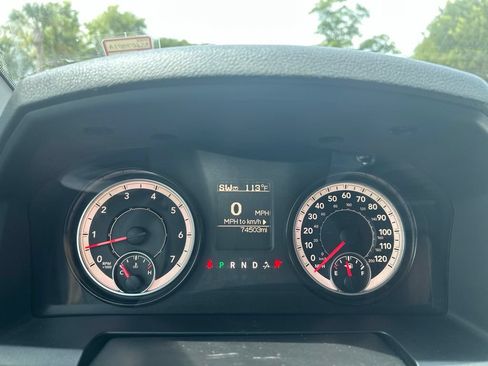 Used 2019 RAM 1500 Classic SLT AWD/4WD image 15