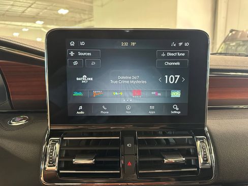 Used 2021 Lincoln Navigator Reserve w/ Luxury Package AWD/4WD image 26
