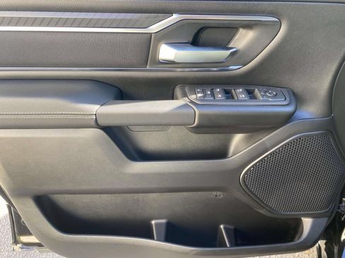 New 2026 RAM 1500 Big Horn AWD/4WD image 17