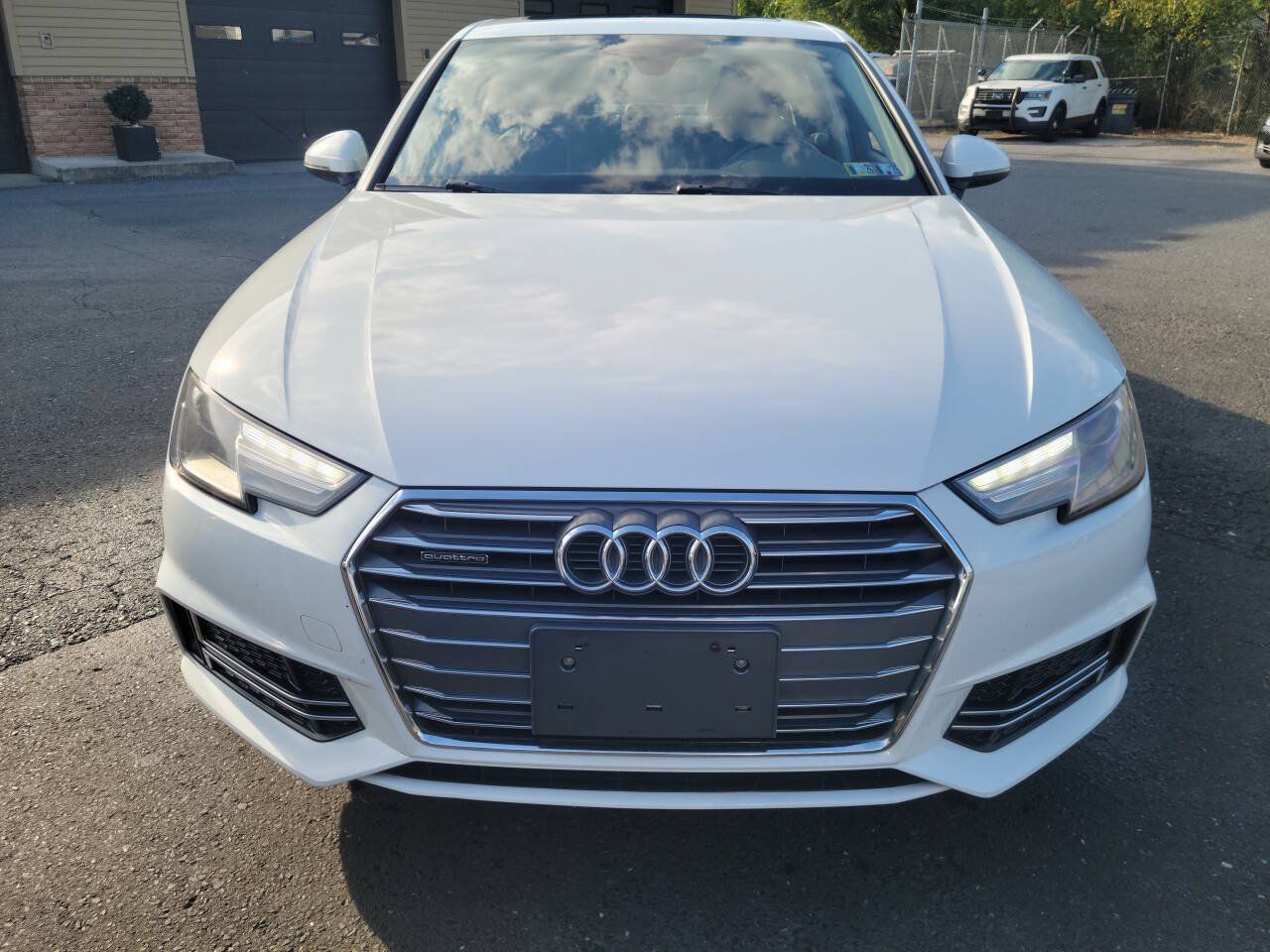 Used 2018 Audi A4 2.0T Premium w/ Convenience Package AWD/4WD image 2