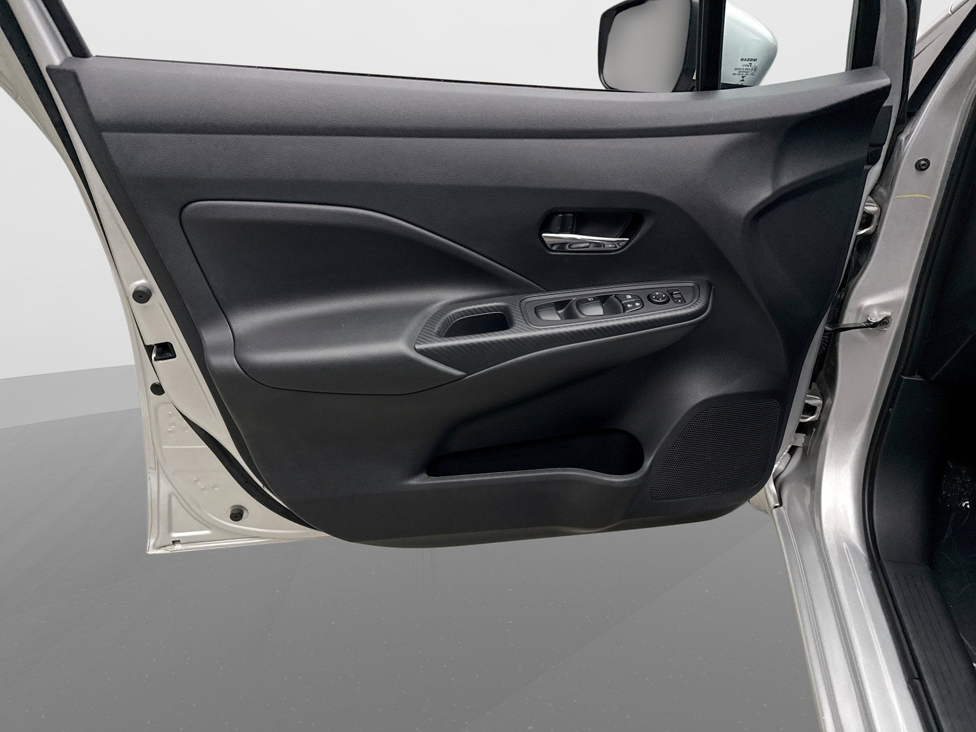 Used 2025 Nissan Versa SV w/ Trunk Package FWD image 9