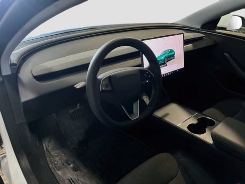 Used 2025 Tesla Model 3 RWD image 9
