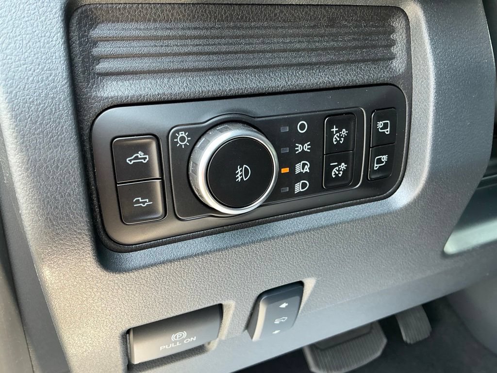 New 2026 Ford F350 Platinum AWD/4WD image 26