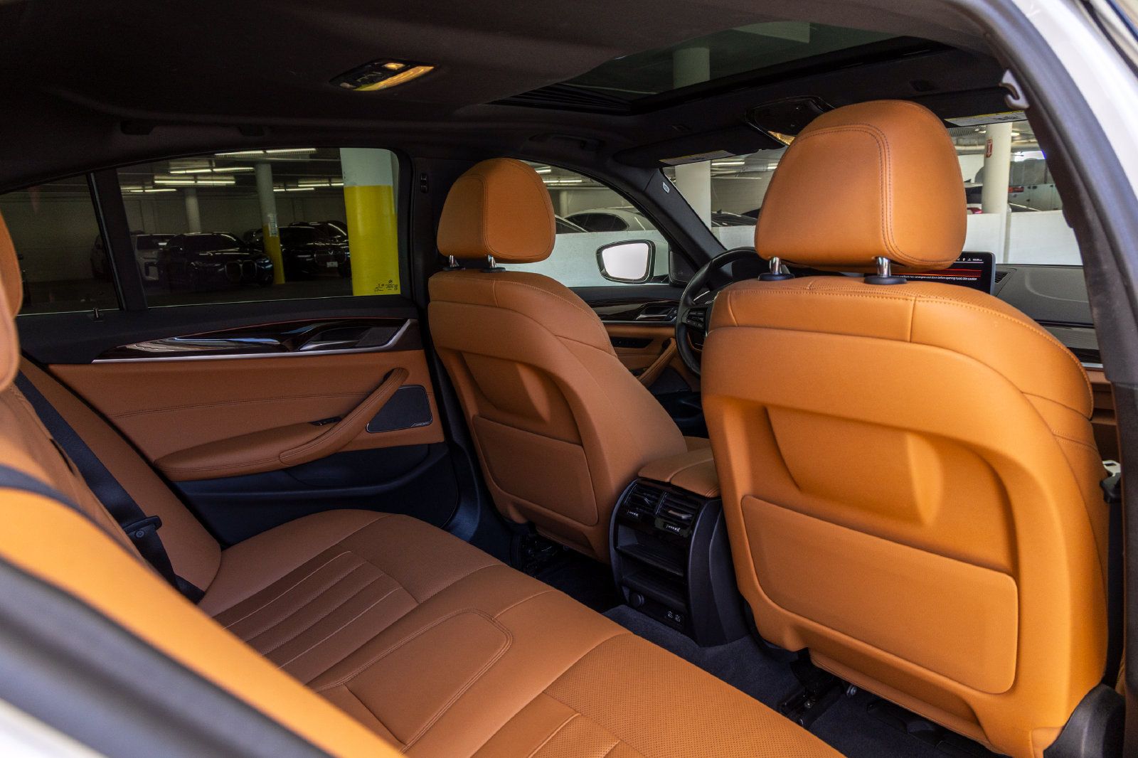 Certified 2023 BMW 530i w/ Premium Package RWD image 25