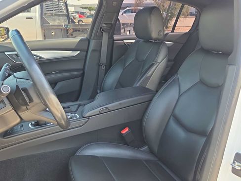 Used 2023 Cadillac CT5 Luxury RWD image 15