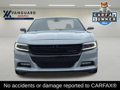 Used 2022 Dodge Charger SXT w/ Plus Group AWD/4WD image 2
