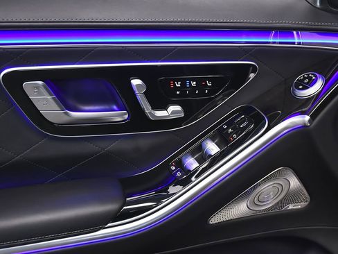 Used 2024 Mercedes-Benz S 580 4MATIC Sedan image 10