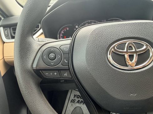Used 2023 Toyota RAV4 XLE w/ Convenience Package image 35