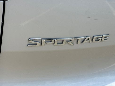 Used 2012 Kia Sportage LX FWD image 48