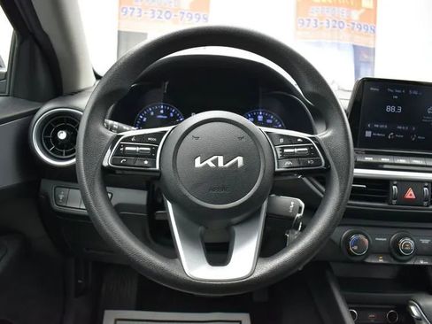 Used 2023 Kia Forte LXS FWD image 20
