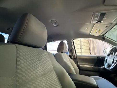 Used 2021 Toyota Tacoma SR5 image 18