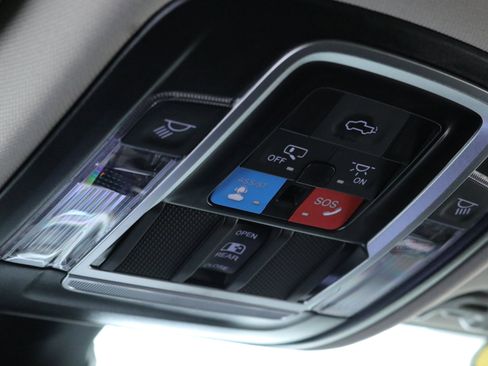 Used 2024 RAM 3500 Laramie w/ Chrome Bumper Package image 20