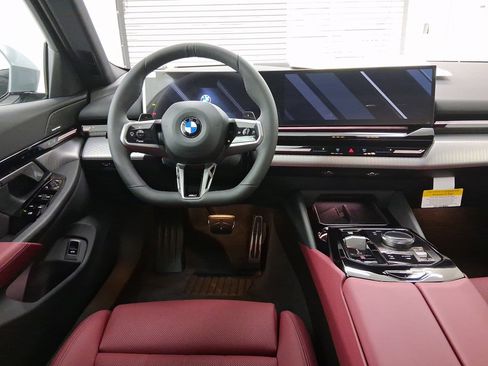 New 2026 BMW 530i w/ M Sport Package image 4