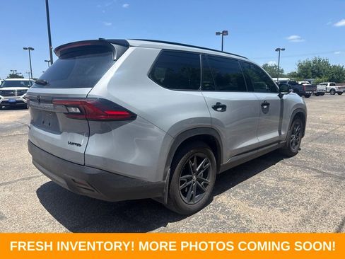 Used 2025 Toyota Grand Highlander AWD Hybrid image 2