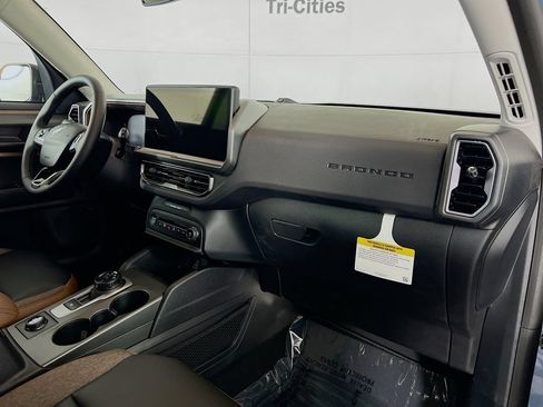 New 2026 Ford Bronco Sport Outer Banks w/ Outer Banks Tech Package+ AWD/4WD image 31