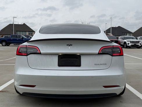 Used 2021 Tesla Model 3 Performance image 28