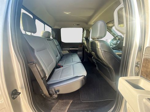 Used 2022 Ford F150 Lariat w/ Equipment Group 502A High image 28