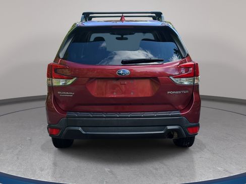 Used 2023 Subaru Forester Premium AWD/4WD image 6