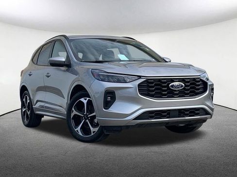 Used 2024 Ford Escape ST-Line Select w/ Tech Pack #2 image 2