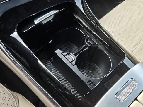 Used 2023 Mercedes-Benz C 300 Sedan image 21