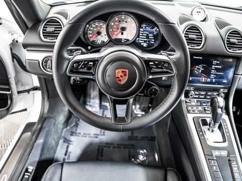 Certified 2024 Porsche 718 Cayman RWD image 13
