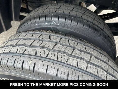 Used 2024 RAM 3500 Tradesman w/ Chrome Appearance Group AWD/4WD image 26